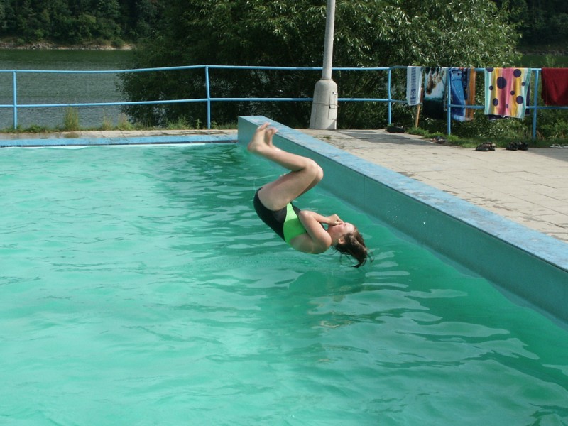 mb050726056.jpg